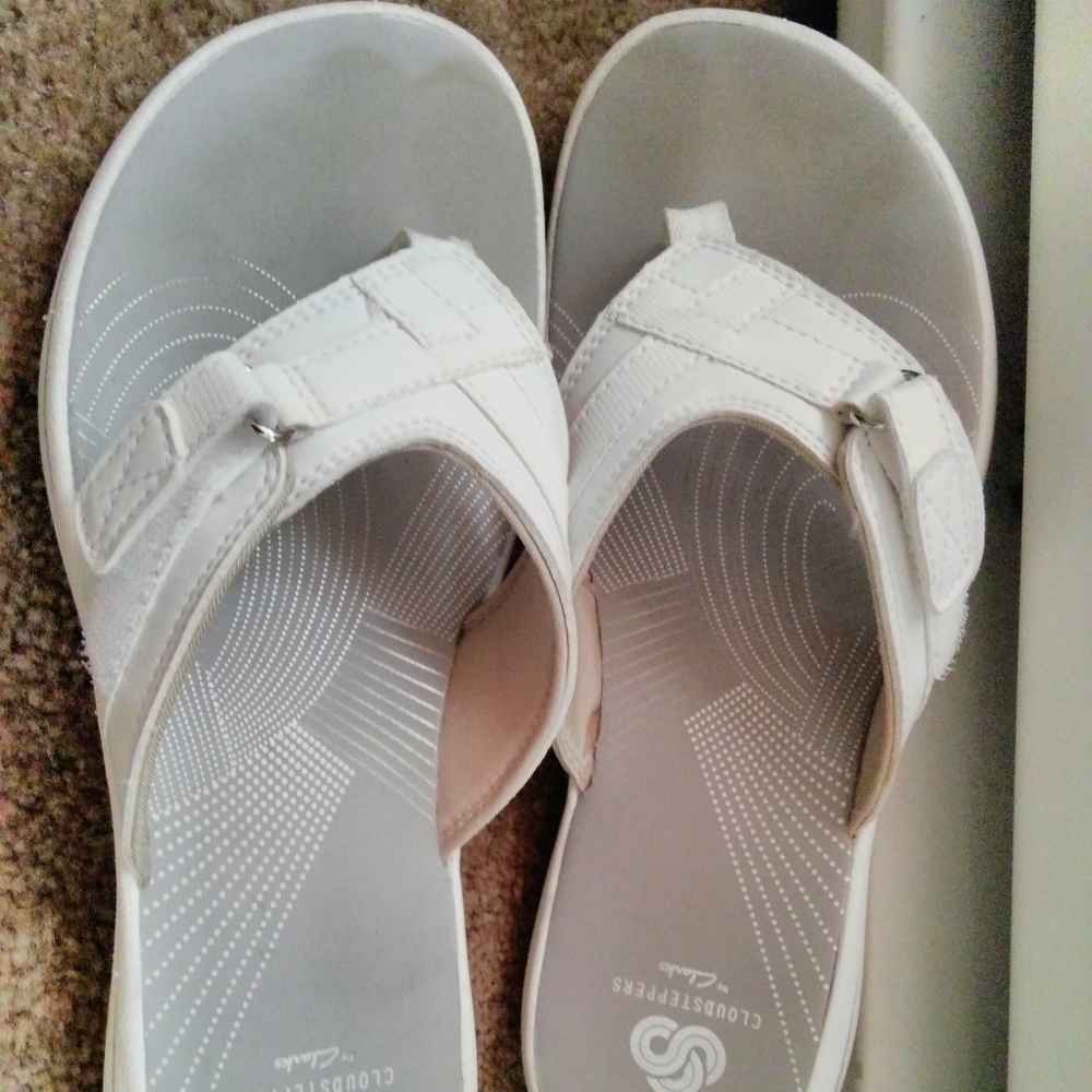 Clarks Collection Women's Brinkley Sail Flip-Flops